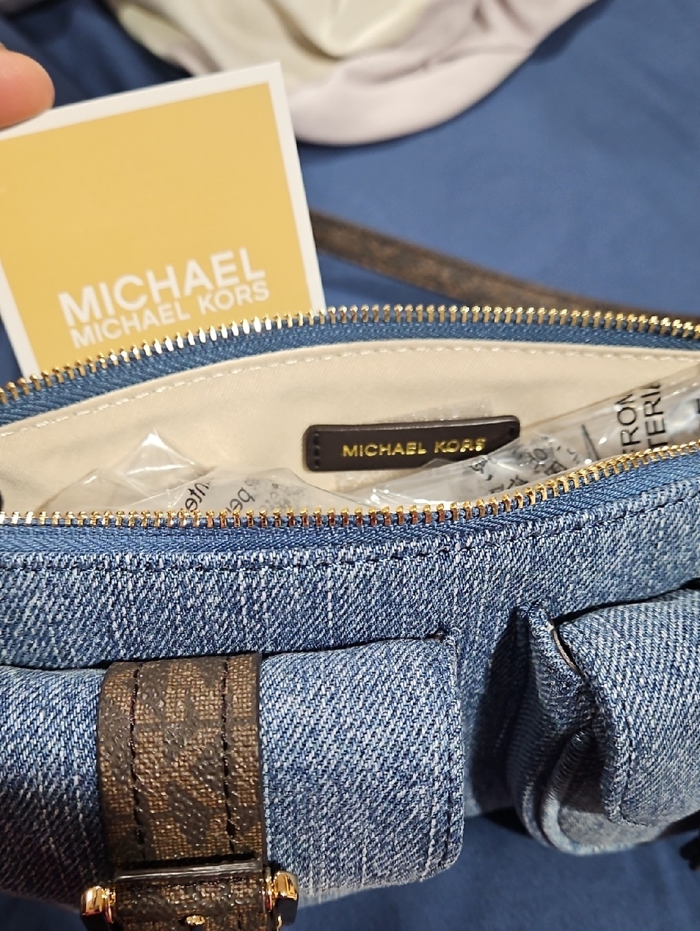 Micael Kors Zoe Convertible Pochette Bag - NWT - Picture 7 of 7